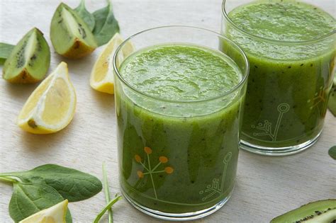 Vücut Detoksunu Destekleyen Smoothie Tarifleri